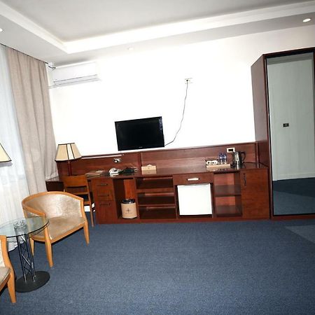 Puma Imperial Hotel Улан-Батор Екстер'єр фото